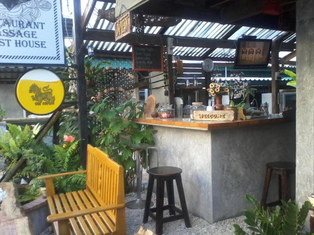 The Pier Homestay Thongsala Exteriör bild